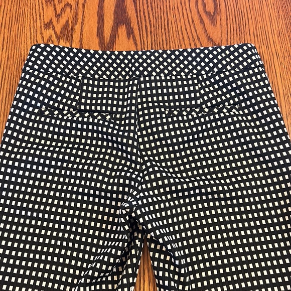 Express Columnist Black & White Checkered Plaid Pants Size 0 - Picture 6 of 10